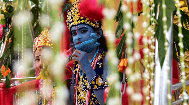 ঢাকায় জন্মাষ্টমীর শোভাযাত্রা, নাশকতার আশঙ্কায় জোরদার নিরাপত্তা 