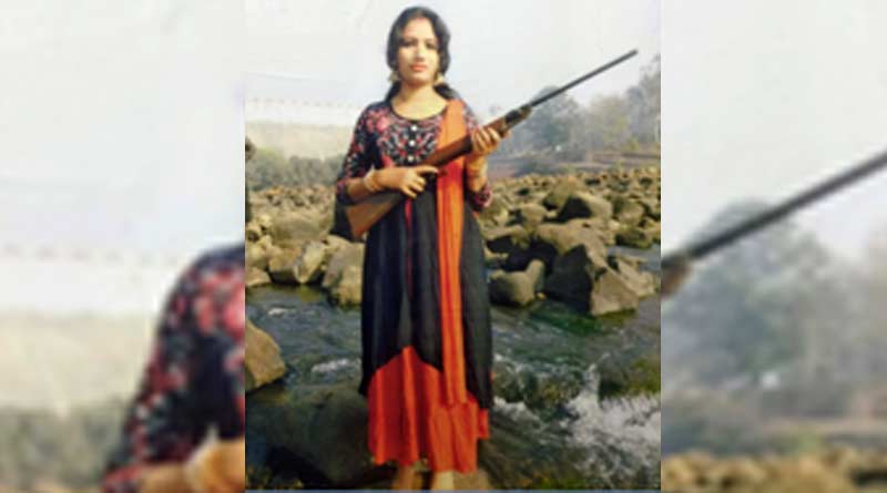 বকুনিতে বাড়িছাড়া ছেলে, দুশ্চিন্তায় আত্মহত্যা মায়ের