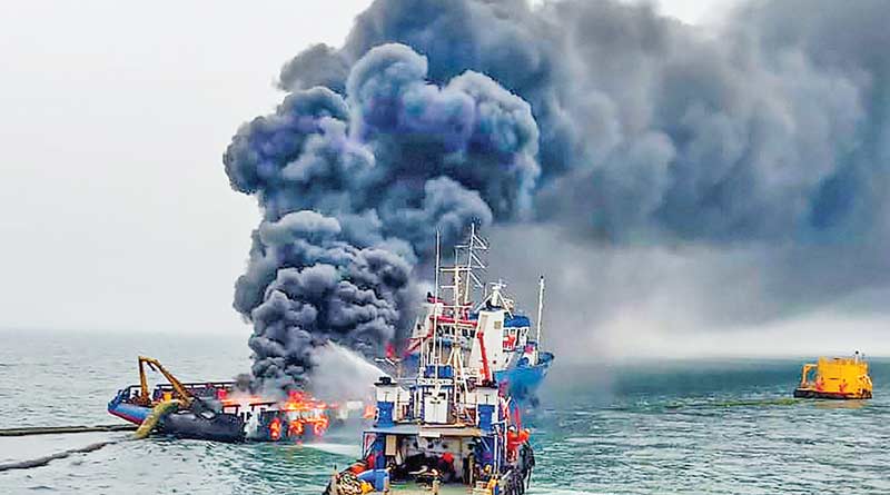 উপকূলরক্ষী বাহিনীর জাহাজে বিস্ফোরণের নেপথ্যে নাশকতা? বিশাখাপত্তনমে জোরাল সন্দেহ