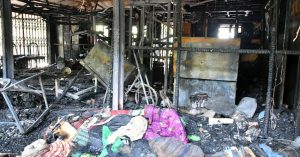 পুড়ে ছাই ময়দানের শতাব্দী প্রাচীন উয়াড়ী অ্যাথলেটিক ক্লাব, দেখুন ধ্বংসস্তূপের ছবি