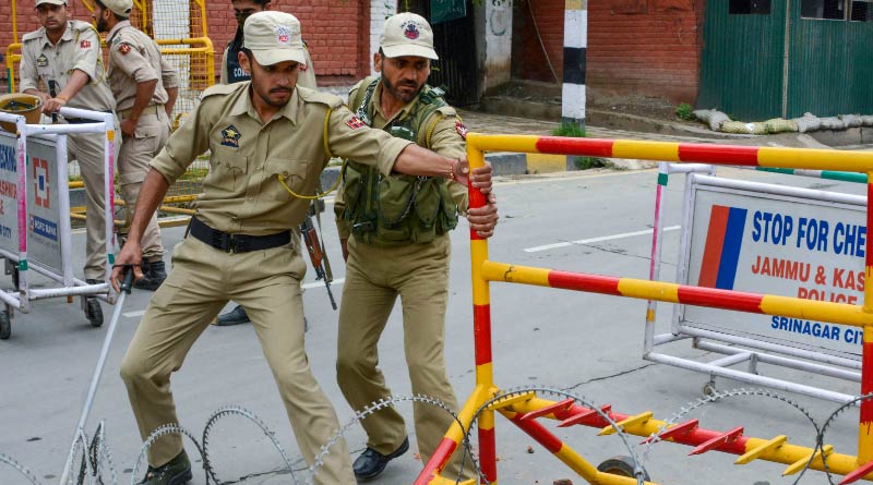 নেই তাজিয়া-শোভাযাত্রা, বেনজির নিস্তব্ধতায় মহরম কাটল কাশ্মীরে