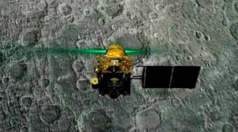 Isro loses contact with Vikram lander moments before touchdown