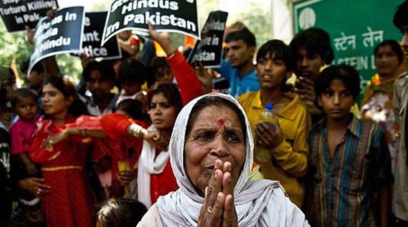 Cop abducts Hindu minor girl in Pakistan, converts her to Islam | Sangbad Pratidin