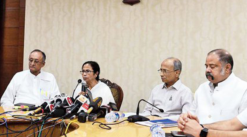 অবসরে মলয়, রাজ্যের নয়া মুখ্যসচিব হচ্ছেন রাজীবা সিনহা