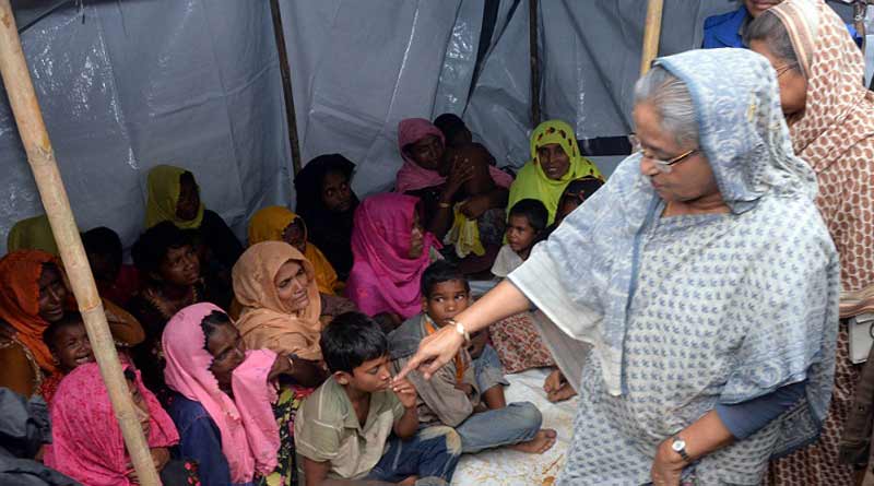 রোহিঙ্গারা বোঝা হয়ে দাঁড়িয়েছে, স্বীকার করলেন ‘অসহায়’ হাসিনা