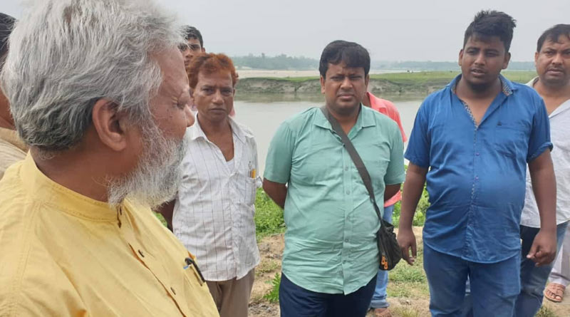 Dr. Rajendra Sing, Known as 'waterman' visited rivers in Balurghat
