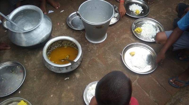 93 students fall sick after mid-day meal consumption in Bihar। Sangbad Pratidin