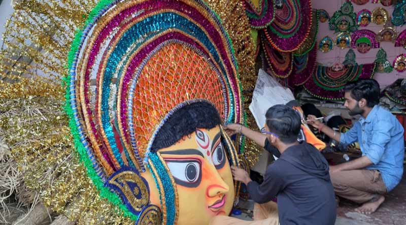 Pandal of a puja in Salt Lake will be decorated by Chhau masks
