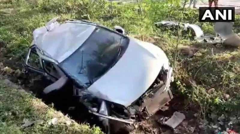 নিয়ন্ত্রণ হারিয়ে গাছে গাড়ির ধাক্কা, মৃত্যু জাতীয় স্তরের ৪ হকি খেলোয়াড়ের