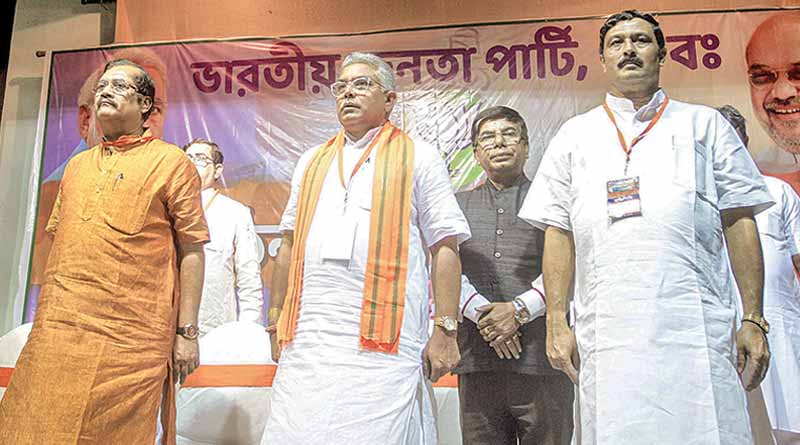 তারুণ্যে জোর গেরুয়া শিবিরের, কাছের পরিবর্তে কাজের লোক খুঁজছে রাজ্য বিজেপি