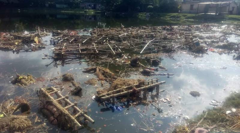 Pollution worries over dumped Durga idols in Durgapur ponds