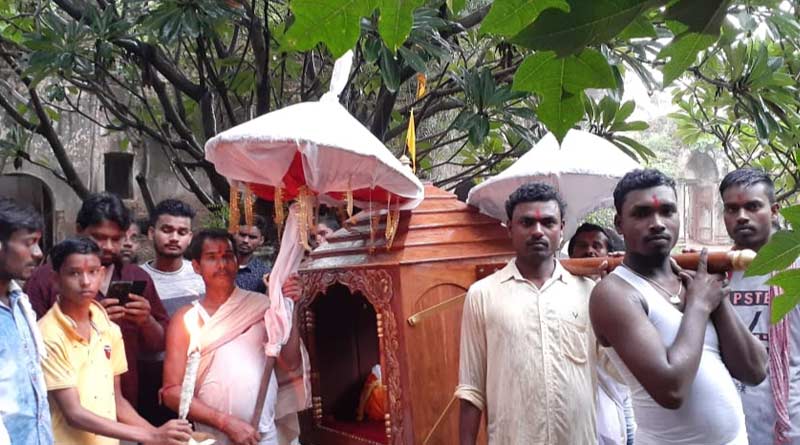 Purulia: Royal family still maintain the old rituals on Dashami
