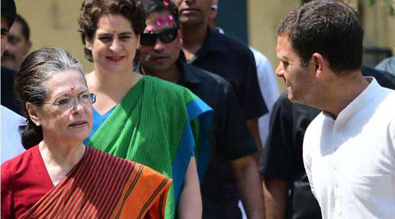 Priyanka Backs Rahul's Call for Non-Gandhi Congress president
