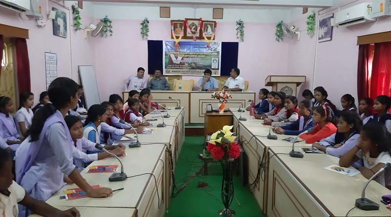 Kanyasree students get training for agriculture in purulia