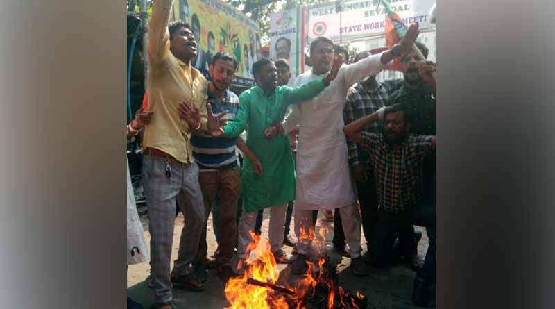 BJP Yuva Morcha stagees protest infront of Bidhan Bhaban