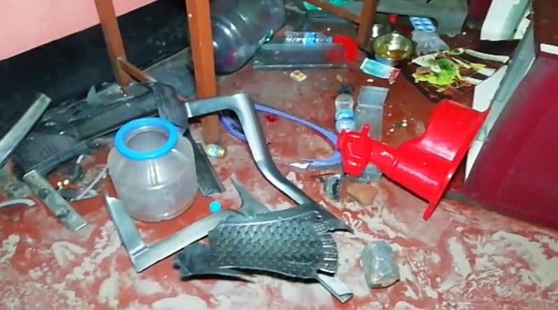 লুটপাটের পর বিজেপি নেতার বাড়ি ভাঙচুর, নাম জড়াল তৃণমূলের