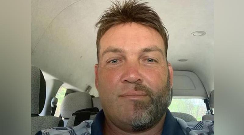 Why Jacques Kallis shaved exactly half of his beard & moustache