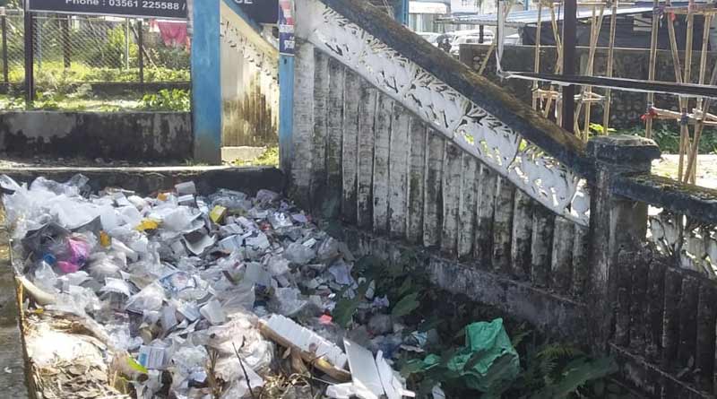 Medical waste dumped infront of the police station at Malbazar