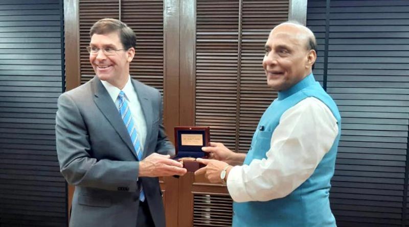 নজরে ‘ড্রাগন’, মার্কিন প্রতিরক্ষা সচিবের সঙ্গে জরুরি বৈঠক রাজনাথের