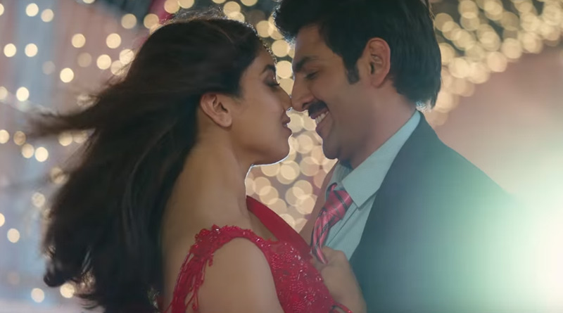 কমেডির মোড়কে ত্রিকোণ প্রেমের সমীকরণ দেখাল ‘পতি পত্নী অউর উয়ো’র ট্রেলার
