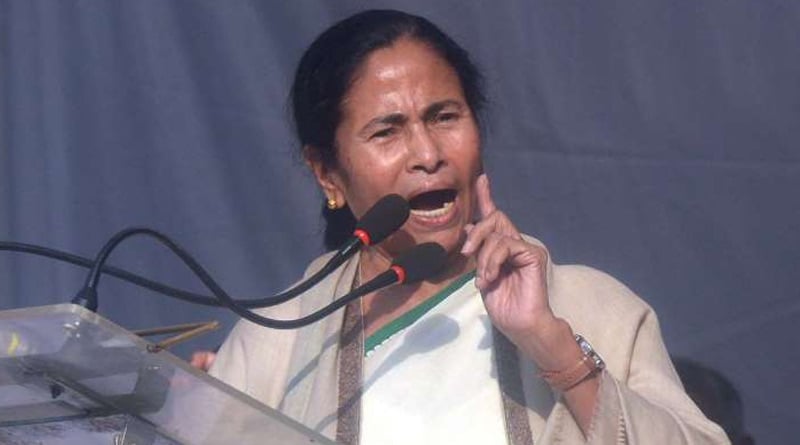 'Want Referendum under UN', Mamata Bannerjee demands as anti CAA protest