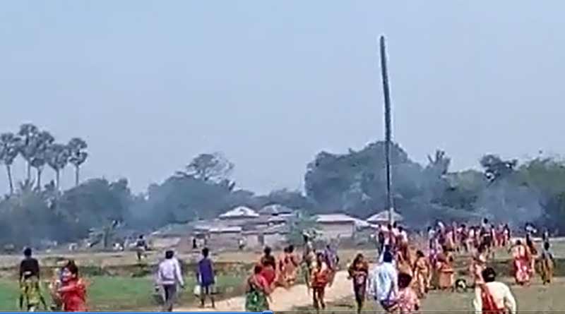 বালিখাদানের রাস্তা বানানো নিয়ে প্রকাশ্যে তৃণমূলের গোষ্ঠীদ্বন্দ্ব,  রণক্ষেত্র গলসি