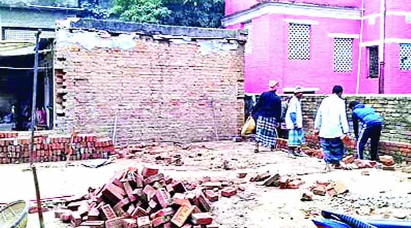 Bangladesh: Laureates proests demolition of Ritwik Ghatak's house