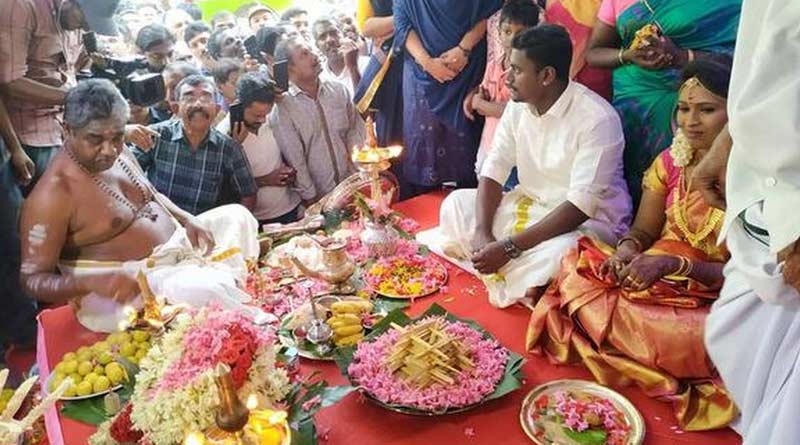 সাম্প্রদায়িক সম্প্রীতির নজির, মসজিদেই বসল পিতৃহারা হিন্দু তরুণীর বিয়ের আসর