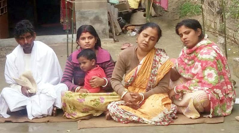 সম্পর্কে আপত্তি, প্রেমিকের রহস্যমৃত্যুতে কাঠগড়ায় কিশোরীর পরিবার