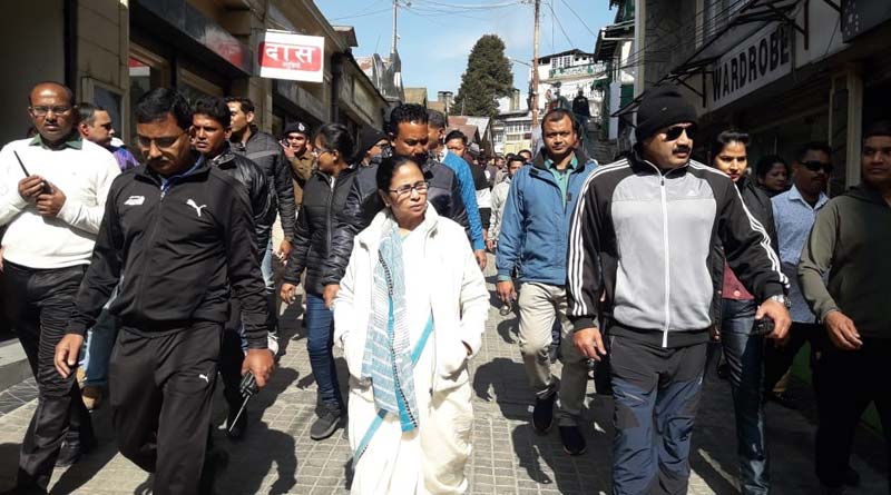 পাহাড়ে ফের অশান্তি পাকানোর ছক, বিজেপিকে নিশানা করে সতর্ক করলেন মমতা