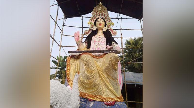তেহট্টে এবার ৪০ ফুটের সরস্বতী, একাধিক মণ্ডপে থিমের রমরমা