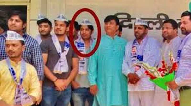 Man who opened fire at Delhi's Shaheen Bagh is an AAP Member: Police.