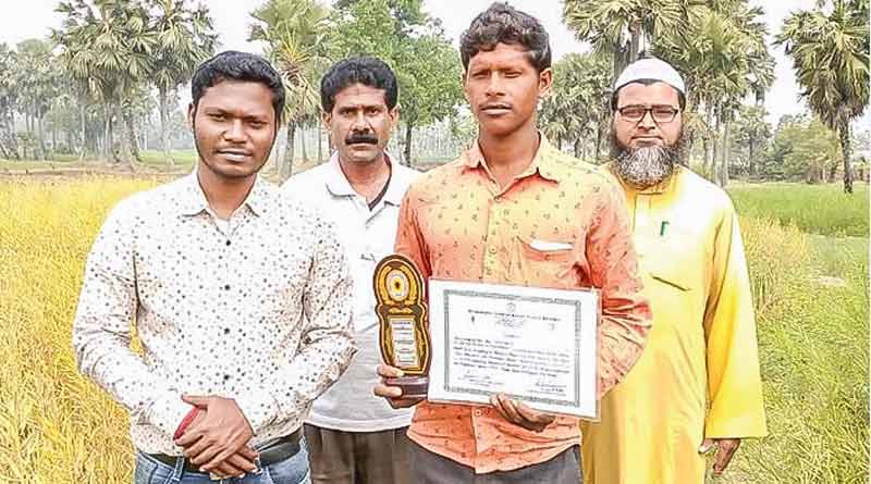 Farmer Amirul Hak, wins award for cultivates oil seeds in Burdwan