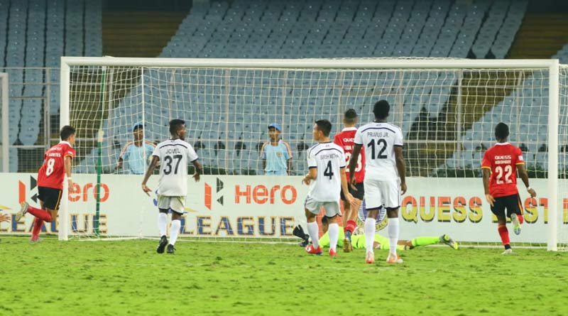 পেনাল্টি সহায়, যুবভারতীতে চার্চিলের বিরুদ্ধে হার বাঁচাল ইস্টবেঙ্গল