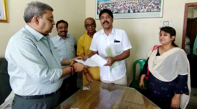 কল্যাণের হাত ধরে তৃণমূলে এলেন বিরোধী দলনেতা আবদুল মান্নানের ভাই
