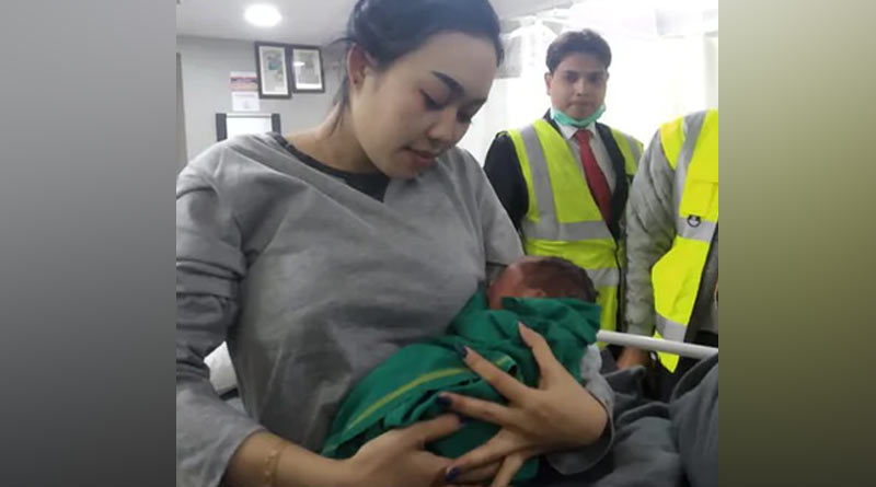 Thai woman delivers baby mid-air, flight landed at Dumdum Airport on emergency basis