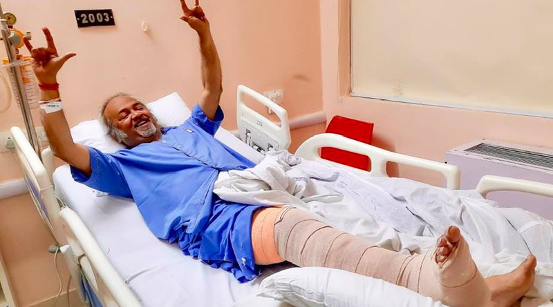 ‘হাড় ভেঙেছে, তবে চিন্তার কারণ নেই’, দুর্ঘটনার পর জানালেন গায়ক সৌমিত্র নিজেই