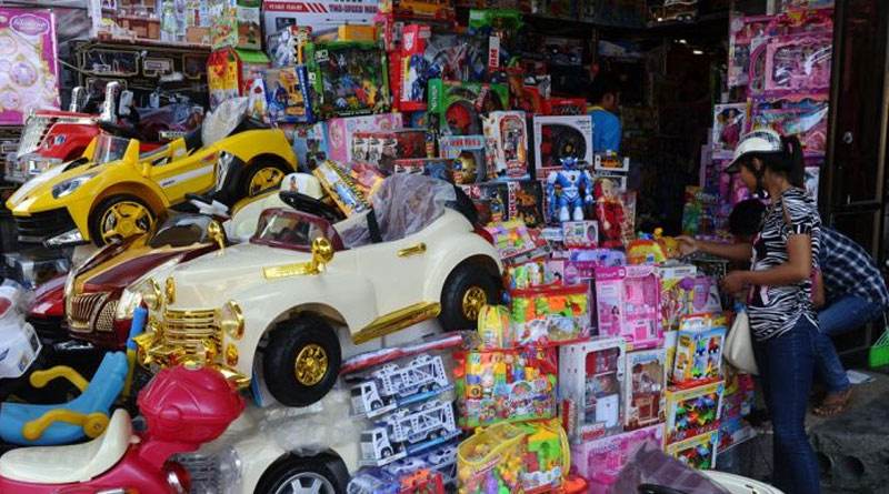 বিদেশি খেলনায় আমদানি শুল্ক বৃদ্ধি, প্রতিবাদে বিক্ষোভে কলকাতার ব্যবসায়ীরা