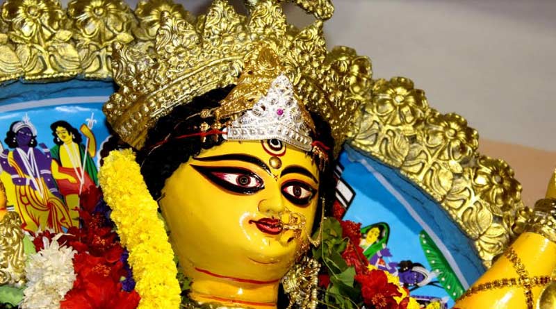 Durga puja arranged on holi in shrirampore in last 215 year