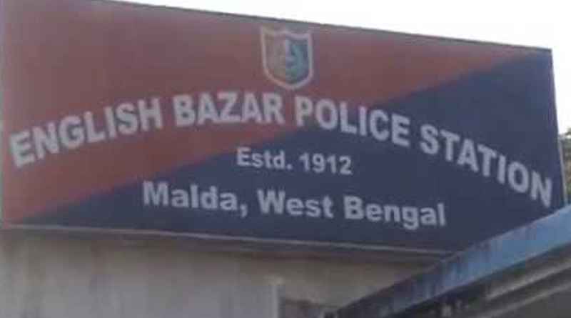 কয়েক কোটি টাকা ঘুষ নিয়ে বাংলাদেশিকে পালাতে ‘সাহায্য’! ক্লোজ ইংরেজবাজার থানার আইসি