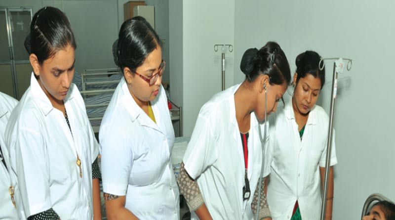 Migrant nurses work in Kolkata return to their homelands, deep crisis in medical services