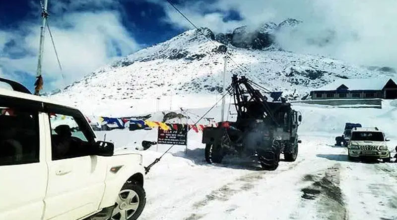 Army rescues 390 people trapped in snow at Sela Pass in Arunachal