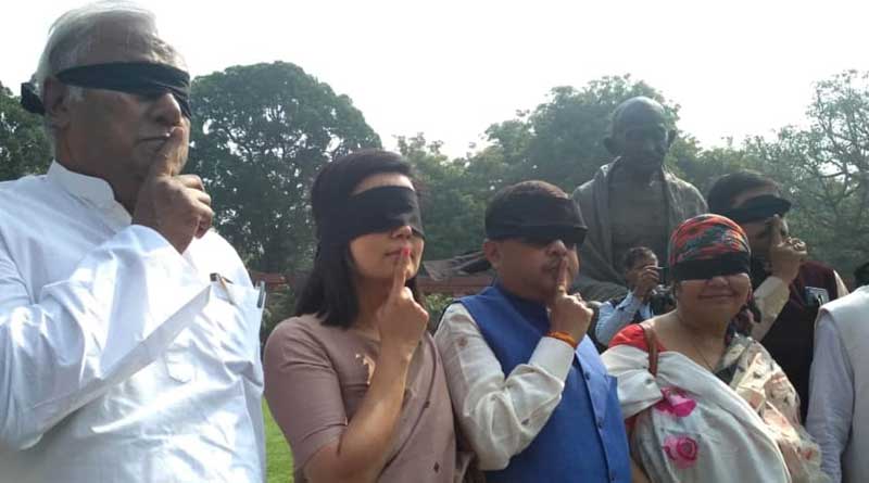 দিল্লির হিংসা নিয়ে বিরোধীদের সাঁড়াশি আক্রমণ, প্রথমার্ধ্বে মুলতুবি সংসদের অধিবেশন