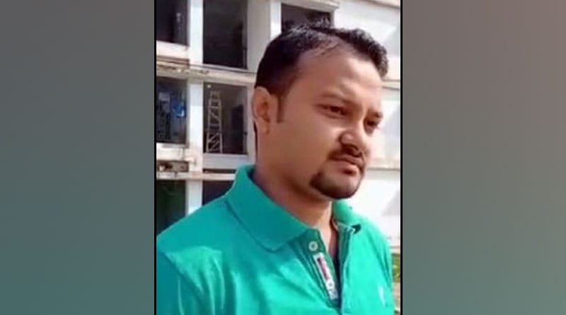 রোগীর চাপে দীর্ঘদিন বাড়ি ফেরেননি চিকিৎসক, সোশ্যাল মিডিয়ায় ভুয়ো খবরে একঘরে পরিবার
