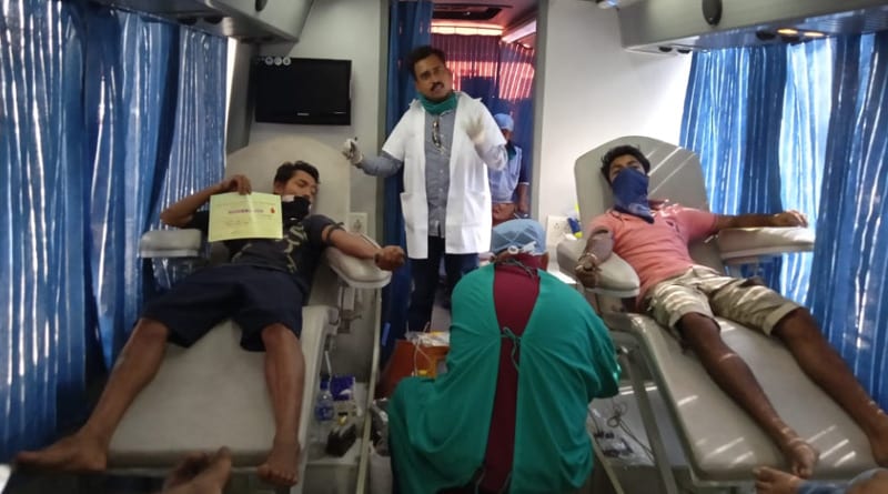 Blood donation camp into AC buses, oraganised by Health Department of Bengal