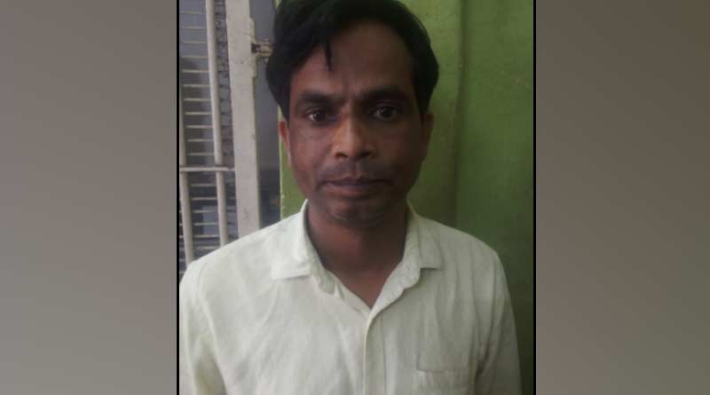 করোনার প্রতিষেধকের নামে নকল ওষুধ বিক্রির অভিযোগ, ধৃত ব্যবসায়ী