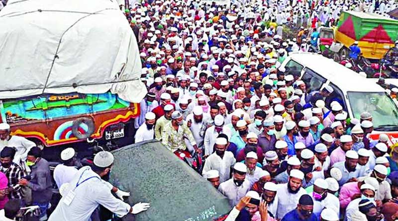 নিজামুদ্দিনকে হারাল বাংলাদেশের ব্রাহ্মণবাড়িয়া! ধর্মীয় নেতার শেষকৃত্যে হাজির লক্ষাধিক মানুষ
