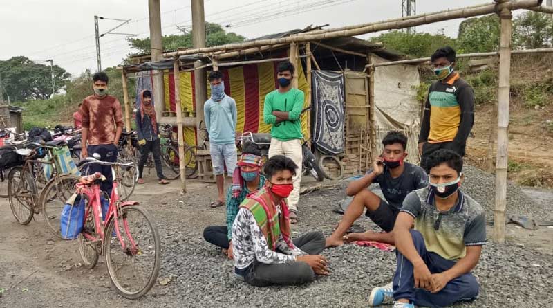 Almost 100 labourers blocked by police at Farakka while trying to go home