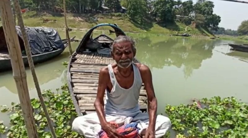 করোনা আবহে ঠাঁই হয়নি ভাগ্নির বাড়িতে, নৌকোয় কোয়ারেন্টাইনে বৃদ্ধ!