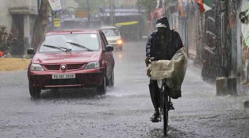 MeT predicts rain in next 48 hours in gangetic West Bengal